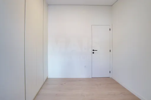 Apartamento T3 Renovado na Cova da Piedade