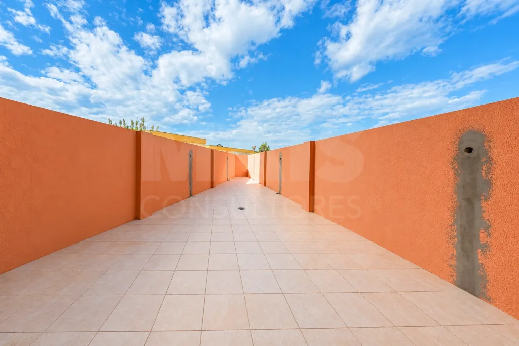 Apartamento T1+1 Renovado com Terraço, Conforto e Qualidade | Peniche