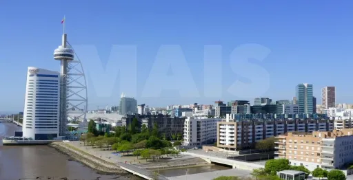 Apartamento T4 no Parque das Nações -Lisboa , com varanda, 2 lugares de Estacionamento e arrecadação