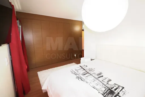 T3 150m2 na Quinta das Oliveiras com varanda de 60m2