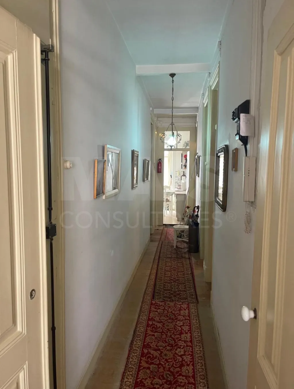🏡Apartamento T4 para recuperação total em zona com charme histórico no coração de Lisboa!