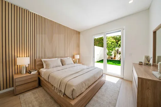 Moradia T3+2 Moderna com Vista Mar e Terraço Panorâmico