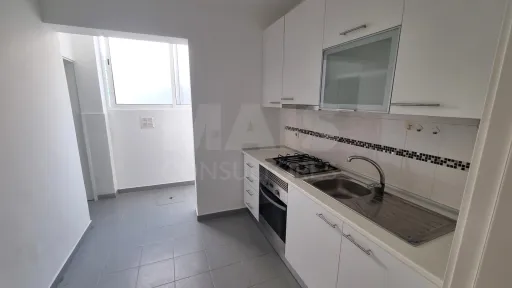 Apartamento T1 Cova da Piedade Remodelado