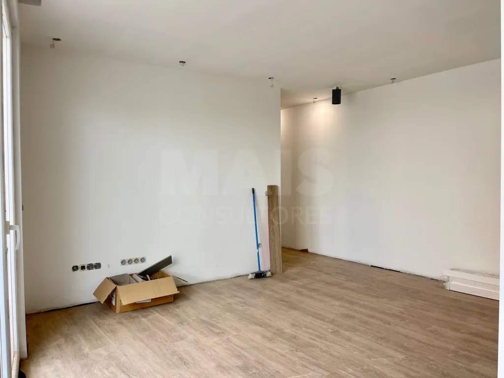Apartamento T3 em Lourinhã, com Varanda Privativa de 32 m² + Garagem