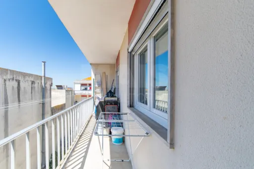 3-bedroom apartment in downtown Samora Correia