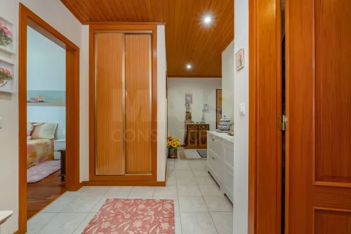 Viva com Espaço e Conforto T3 com Suíte e parqueamento em Samora Correia
