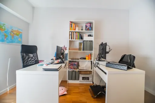 Fully Renovated 3-Bedroom Apartment in a Building with 2 Elevators