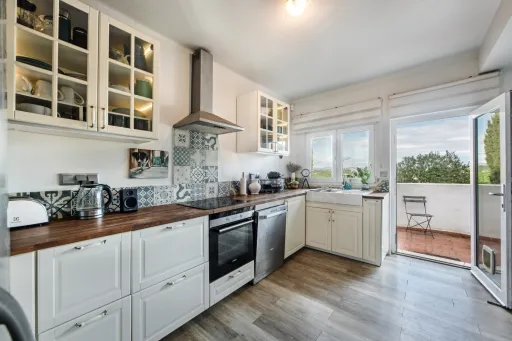 Moradia Exclusiva no Algarve – O Refúgio Perfeito para Viver ou Investir