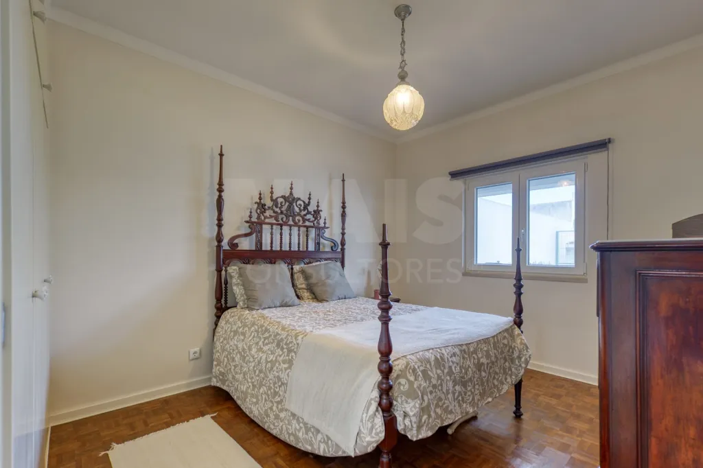 Moradia T3 Remodelada, Pronta a Habitar, com Ginásio, Anexo e Jardim