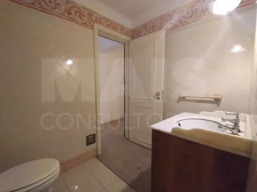 Moradia em Albarraque – A Oportunidade de Criar a Casa dos Seus Sonhos!