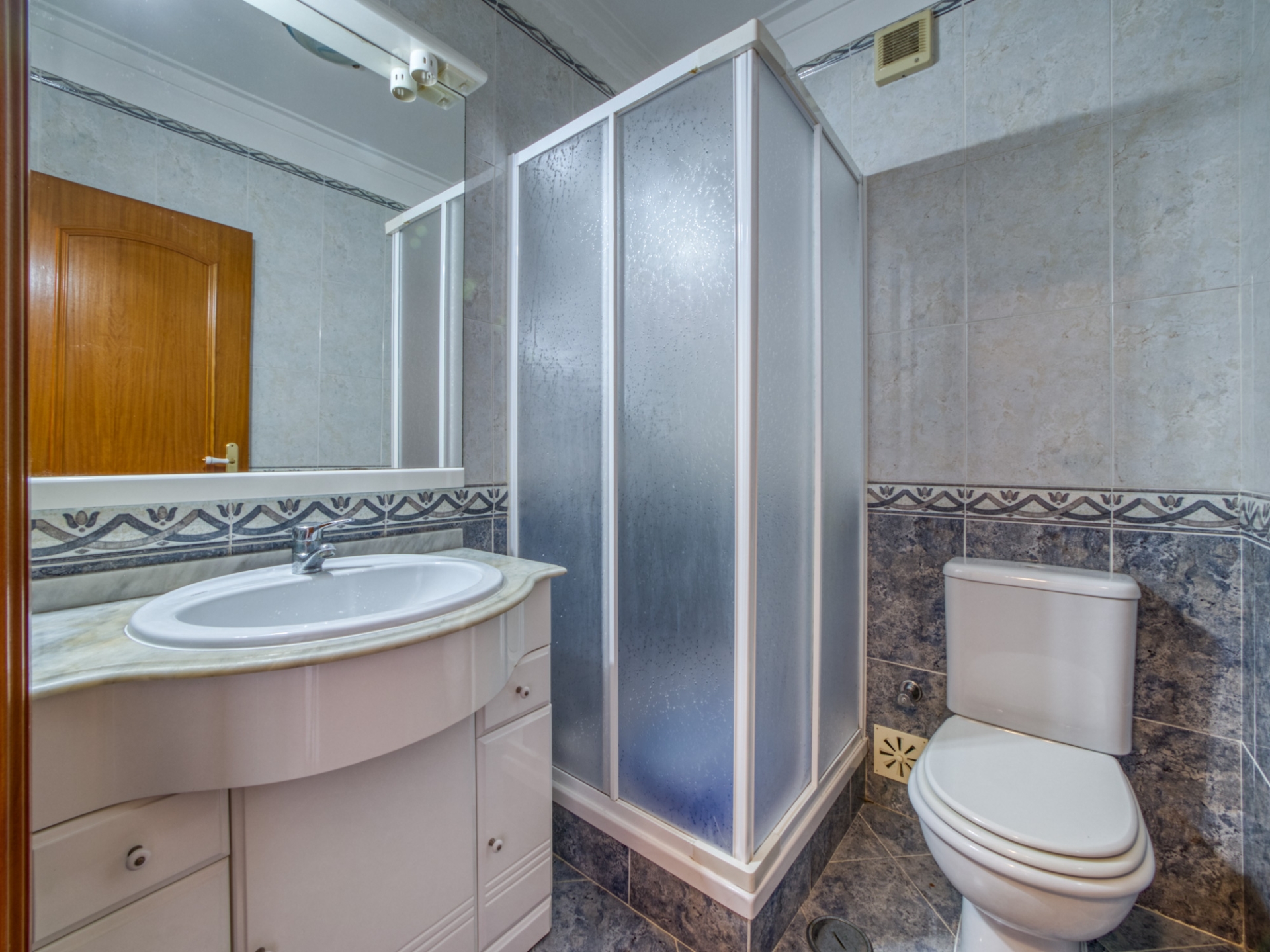 Fantástico apartamento T3 Remodelado com vista Rio no Sobralinho