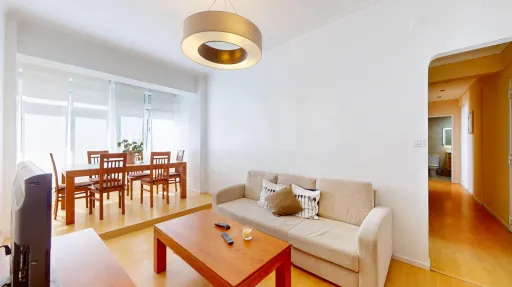 Apartamento T2 Mobilado - Amadora