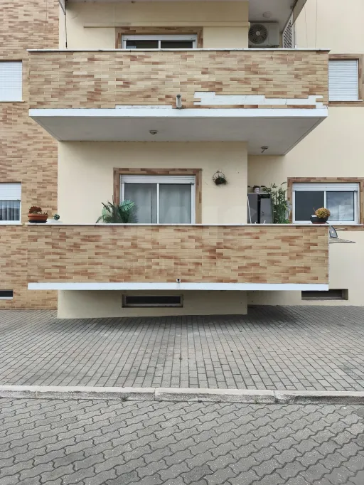 Apartamento T3 inserido em condomínio fechado no Porto Alto / Samora Correia
