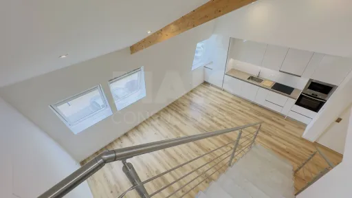 Apartamento T4 Totalmente Remodelado | Centro da Lourinhã | Espaço, Elegância e Conforto