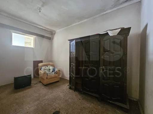🏠 T2 Para Remodelação Total em Vila Franca de Xira
