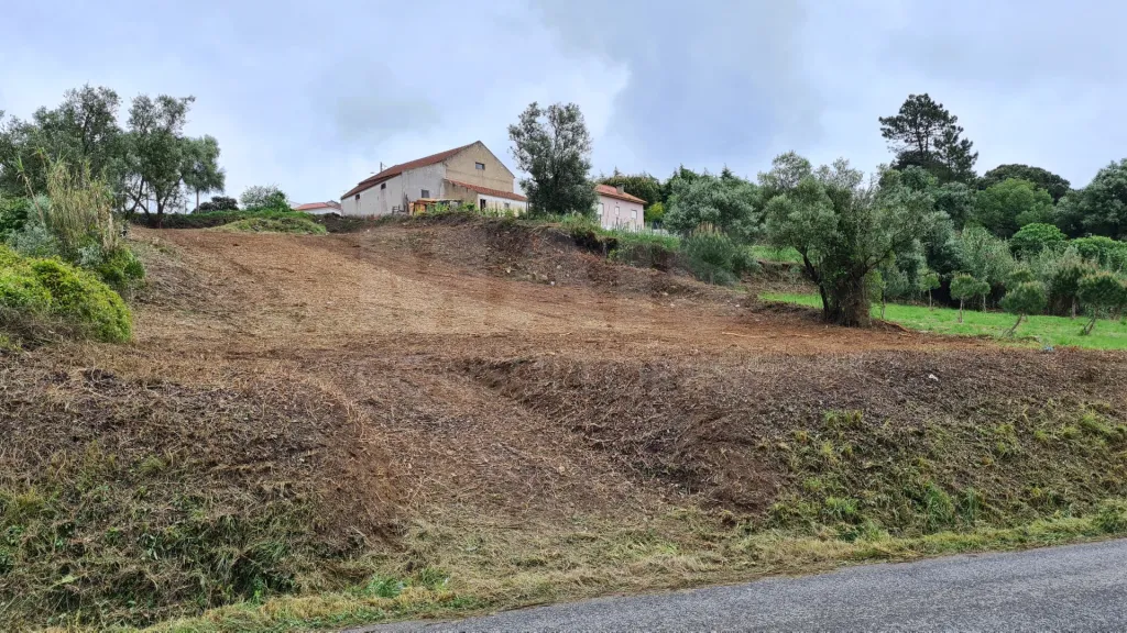 Terreno com área urbanizável