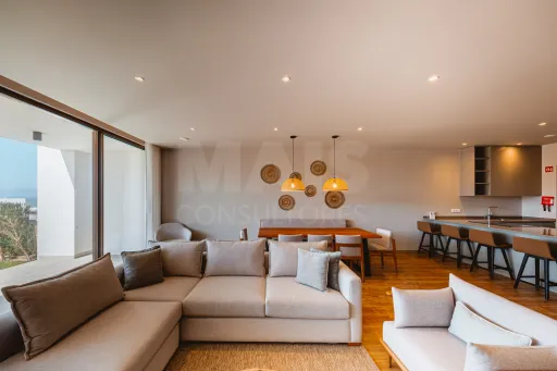 3 Bedroom Duplex Townhouse - TownHouse