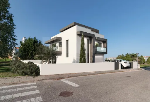 Moradia T3 Nova com Terraço, Jardim e todo o Conforto e Privacidade que precisa!