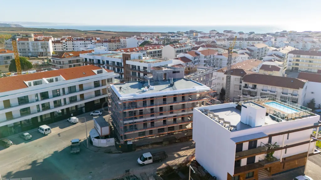 Apartamento T3 em prédio com piscina na Consolação
