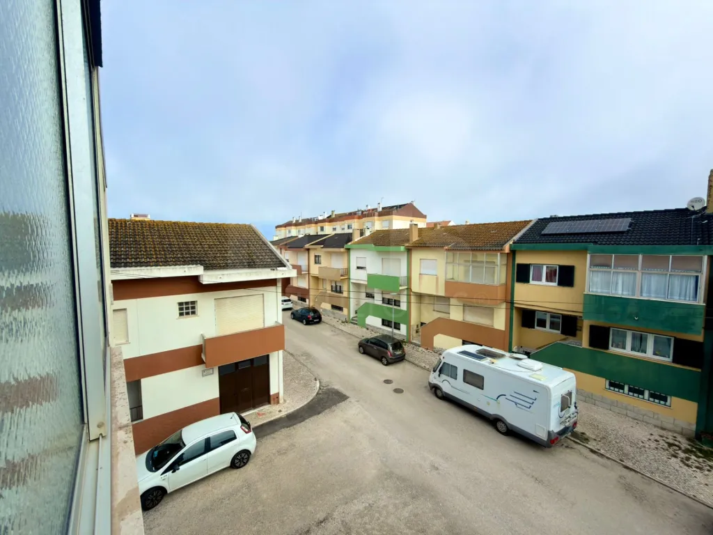 Apartamento T2  / 2 andar esquerdo