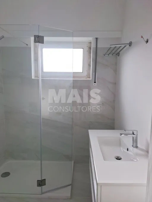 Apartamento T3 em Carcavelos, Cascais