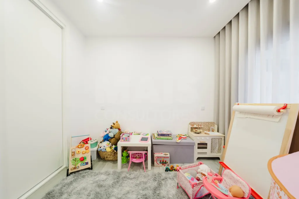 Moradia T3 Térrea Moderna em terreno c/ 2.610m2