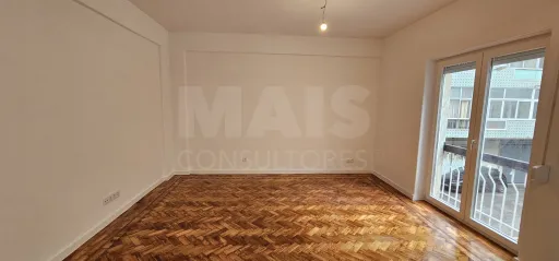 T2 Remodelado Centro do Dafundo