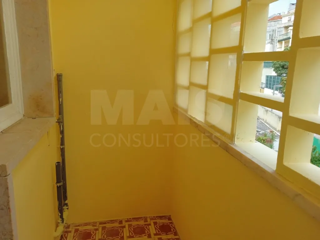 Excelente Apartamento T2 Ajuda