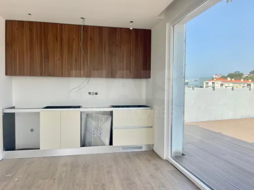 Exclusiva Penthouse Duplex T4 com Piscina Privada | Lourinhã