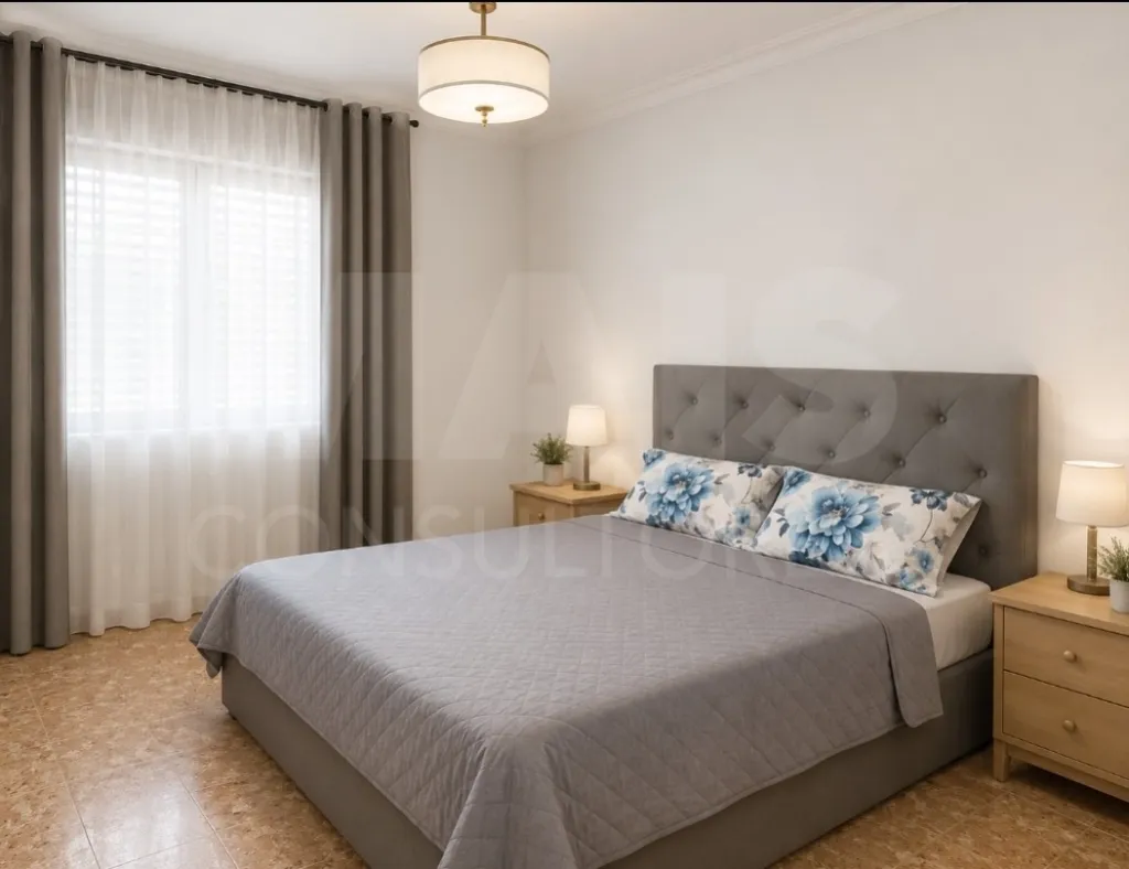 Moradia Bi Familiar inserida num lote de Terreno 1785 m2 em Canha