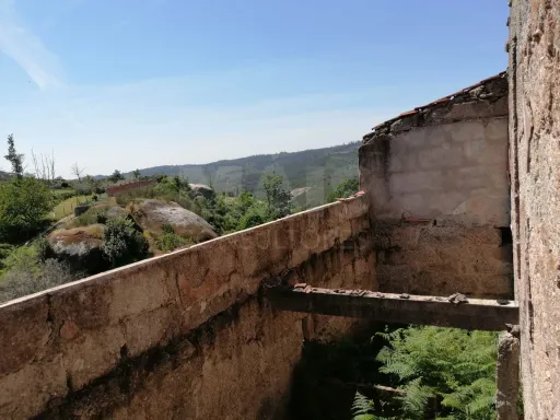 Terreno para Construção em concelho de Tondela com área de 445,5 m2