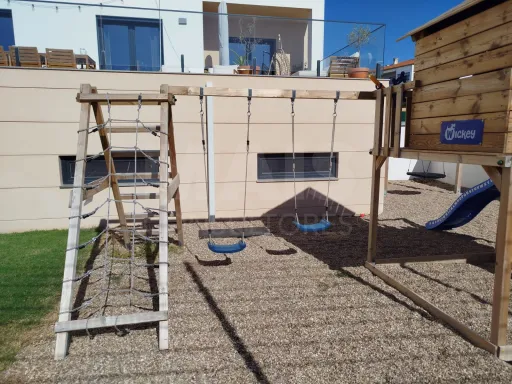 3-Bedroom Top-Floor Apartment with Panoramic Balcony, Garage, and Storage Room | Downtown Lourinhã, 10 Minutes from the Beach