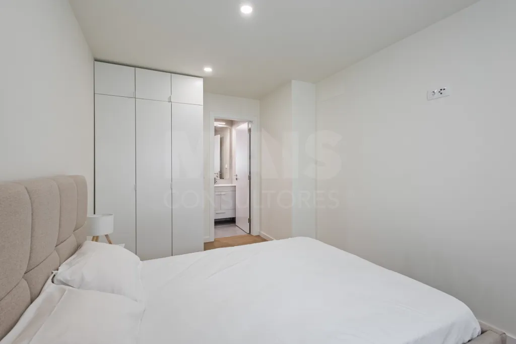 Moradia T3 Mobilada com logradouro