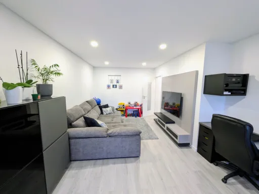 Arruda, T3 com varandas, garagem e arrecadação