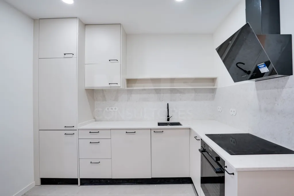 Apartamento T3 Renovado na Cova da Piedade