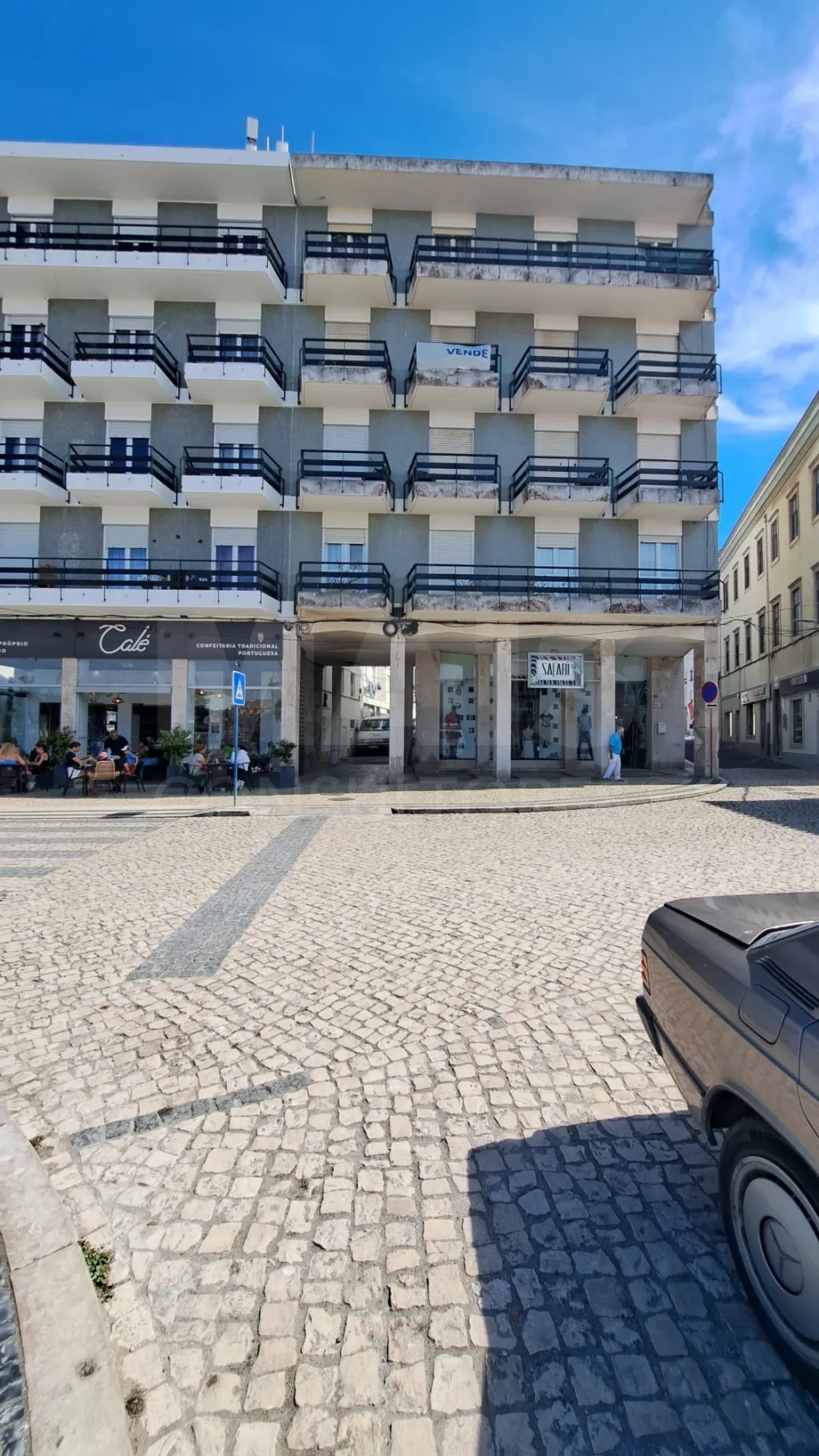 Prédio em Peniche | Investimento com rendimento e potencial de valorização