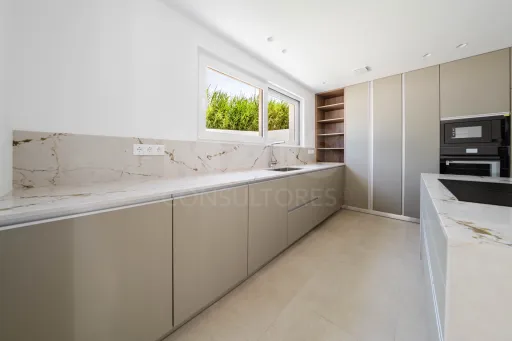 ROOFTOP PRIVATIVO com vista sobre o Atlântico | Moradia T3 com Piscina | COSTA DE PRATA