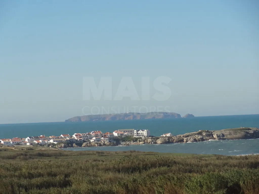 T3 em Ferrel | Vista aberta, exposição nascente/sul/poente, terraço e garagem