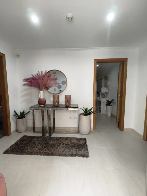 Apartamento T3 inserido em condomínio fechado no Porto Alto / Samora Correia