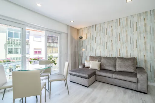 Apartamento T1| Mobilado e Equipado | Parede – Junqueiro