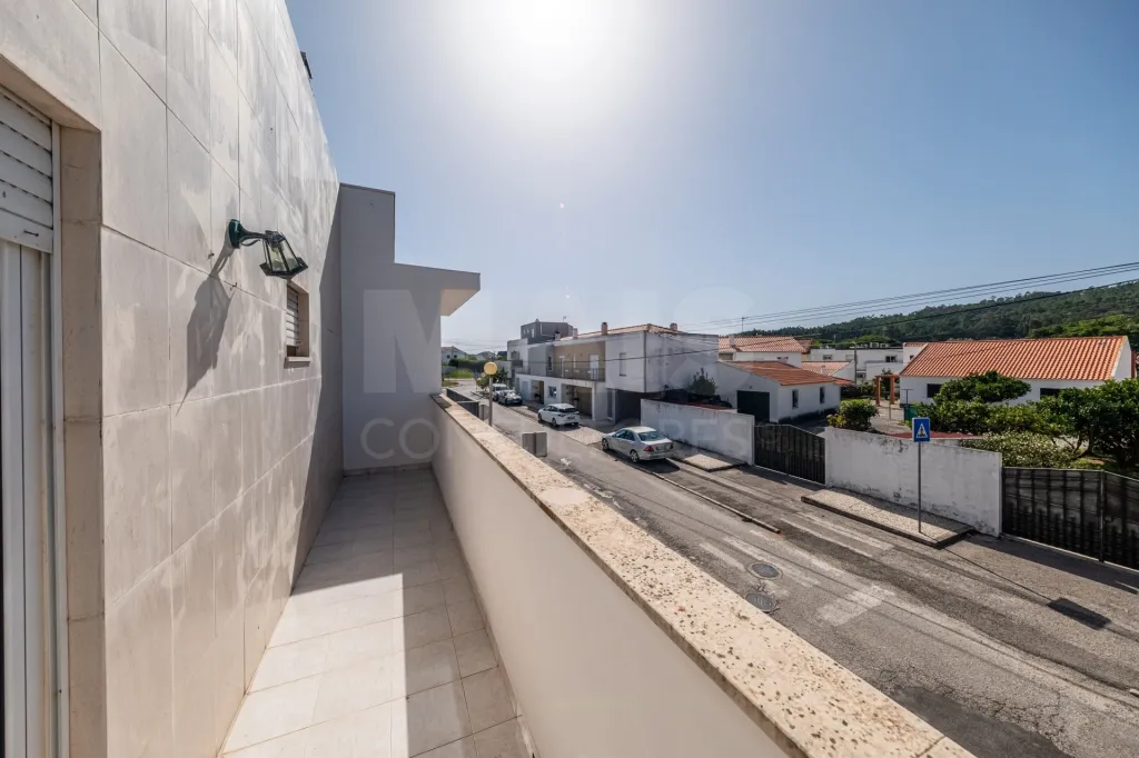 Moradia Geminada em Famalicão – Nazaré