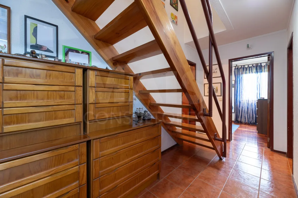 4 bedroom duplex apartment in Monte Abraão - Queluz