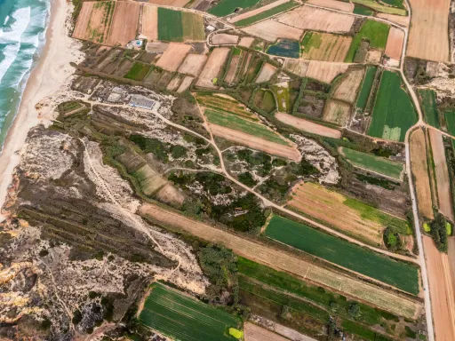 🏝️ Terreno Rústico em  Ferrel (Peniche)