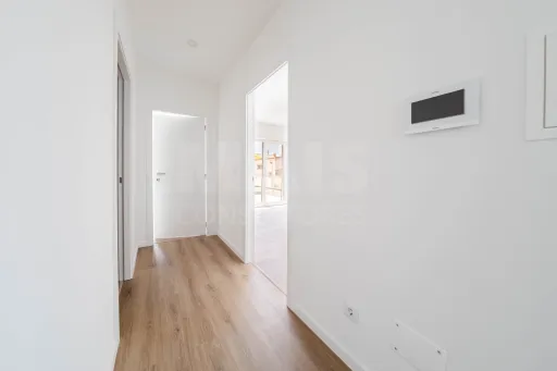 Exclusiva Moradia T4 Moderna com Conforto e Elegância Perto das Praias de Peniche