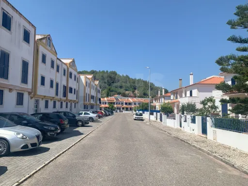 Apartamento T2 em Vale de Santarém