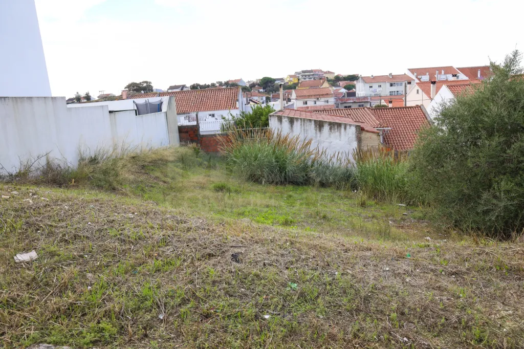 Lote Urbano na Apelação para Moradia.