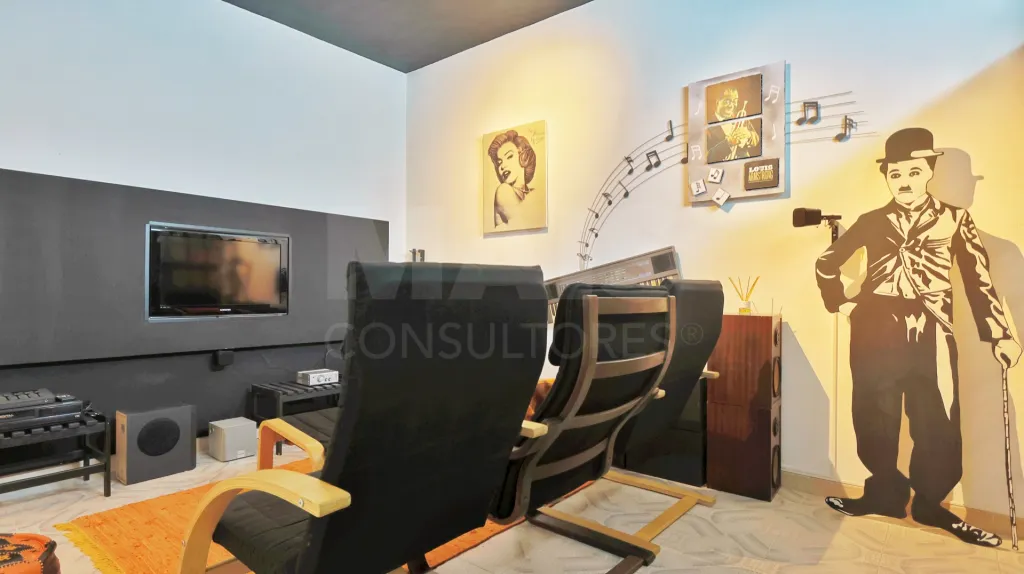 Moradia T4 c/ Jardim, Sala de Cinema e Snooker — a 30 Min de Lisboa | Milharado