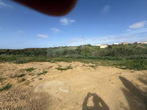 Terreno Rústico Exclusivo com Vista Mar | Natureza e Lifestyle Próximo das Praias de Peniche