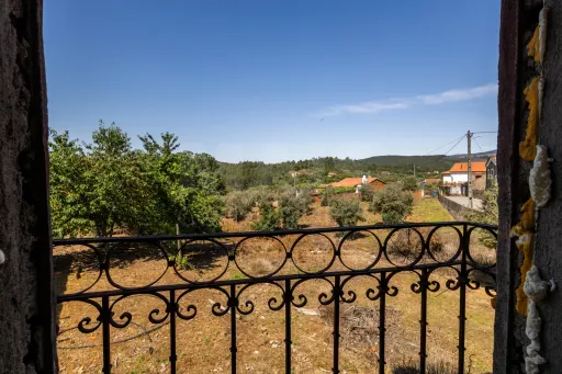 PROPRIEDADE DE CARÁTER NA N2 | 400 m² DE CONSTRUÇÃO, OLIVAL E POTENCIAL TURÍSTICO