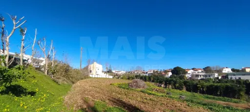 Terreno Urbano para Construção | Excelente Potencial Construtivo